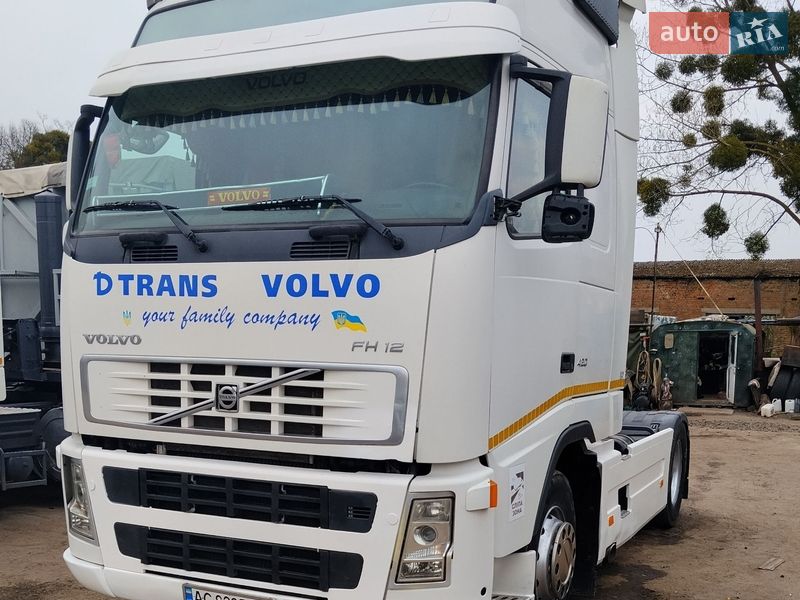 Тягач Volvo FH 12 2004 в Горохові