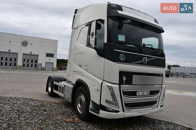 Тягач Volvo FH 13 2023 в Киеве