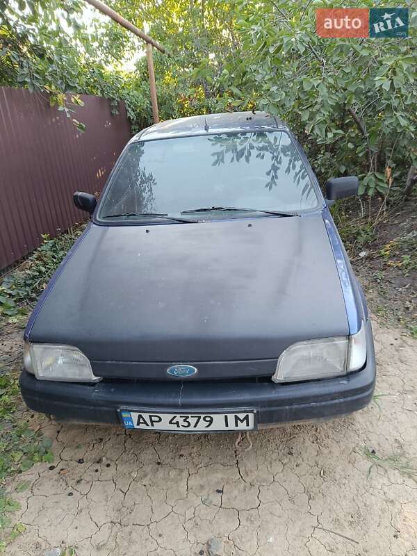 Хэтчбек Ford Fiesta 1993 в Запорожье Хэтчбек Ford Fiesta 1993 в Запорожье