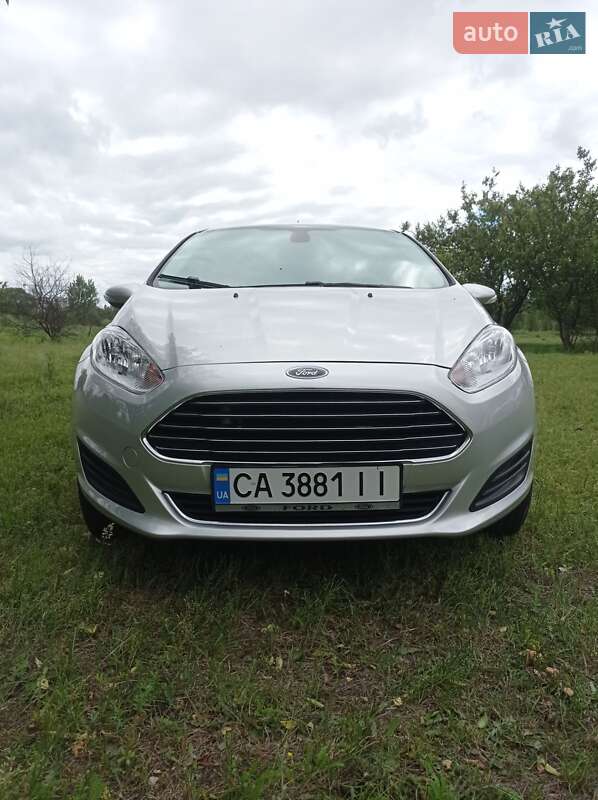 Седан Ford Fiesta 2019 в Черкассах