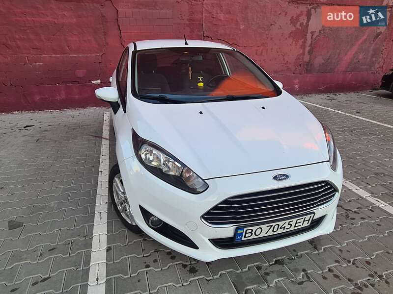 Хэтчбек Ford Fiesta 2013 в Тернополе