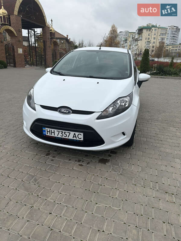Хетчбек Ford Fiesta 2011 в Чорноморську