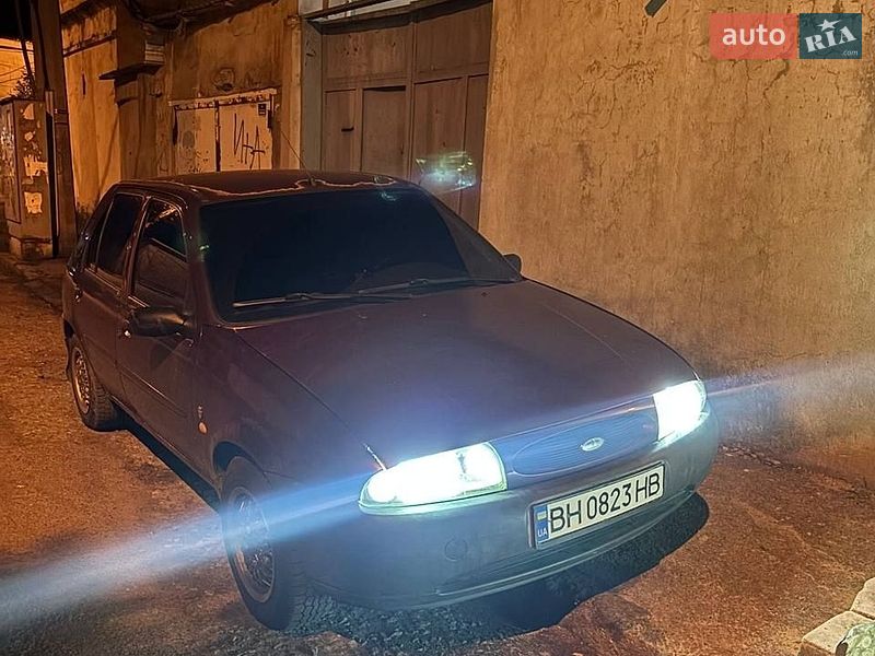 Хэтчбек Ford Fiesta 1996 в Одессе
