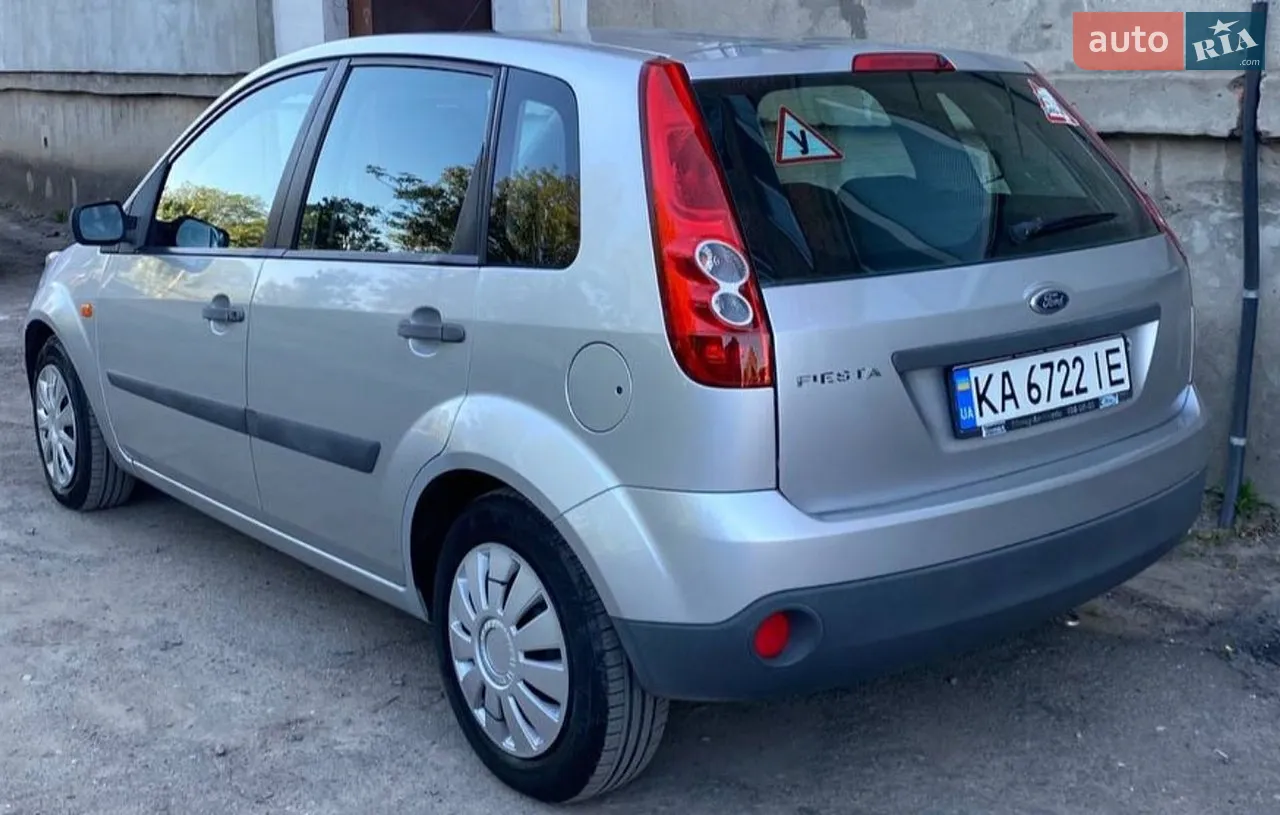 Ford Fiesta 2006 photo 4