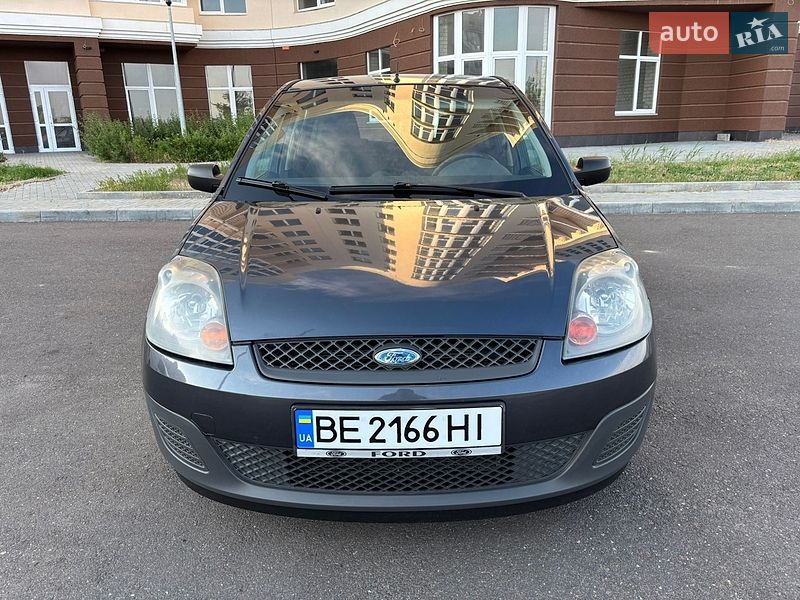 Хэтчбек Ford Fiesta 2008 в Николаеве