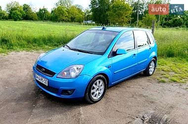 Хетчбек Ford Fiesta 2006 в Кореці