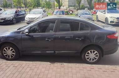Седан Renault Fluence 2010 в Киеве