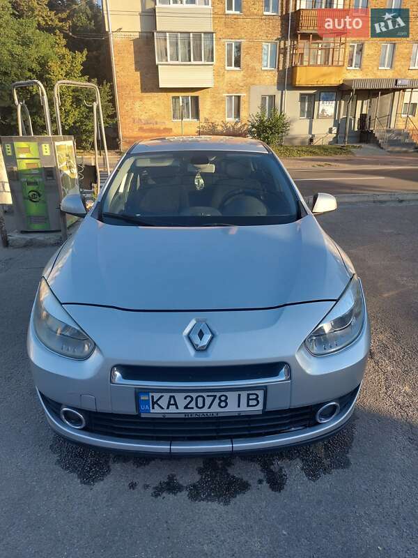 Седан Renault Fluence 2010 в Чернігові Седан Renault Fluence 2010 в Чернігові