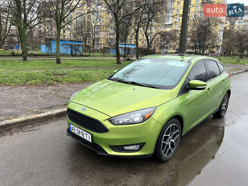 Хэтчбек Ford Focus 2017 в Днепре