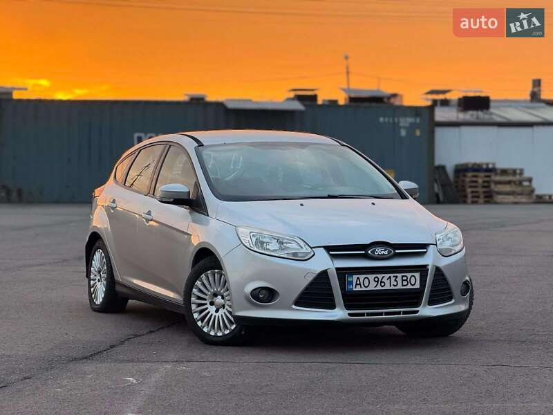 Хэтчбек Ford Focus 2011 в Ужгороде