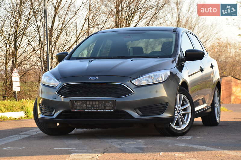 Седан Ford Focus 2017 в Дрогобыче Седан Ford Focus 2017 в Дрогобыче