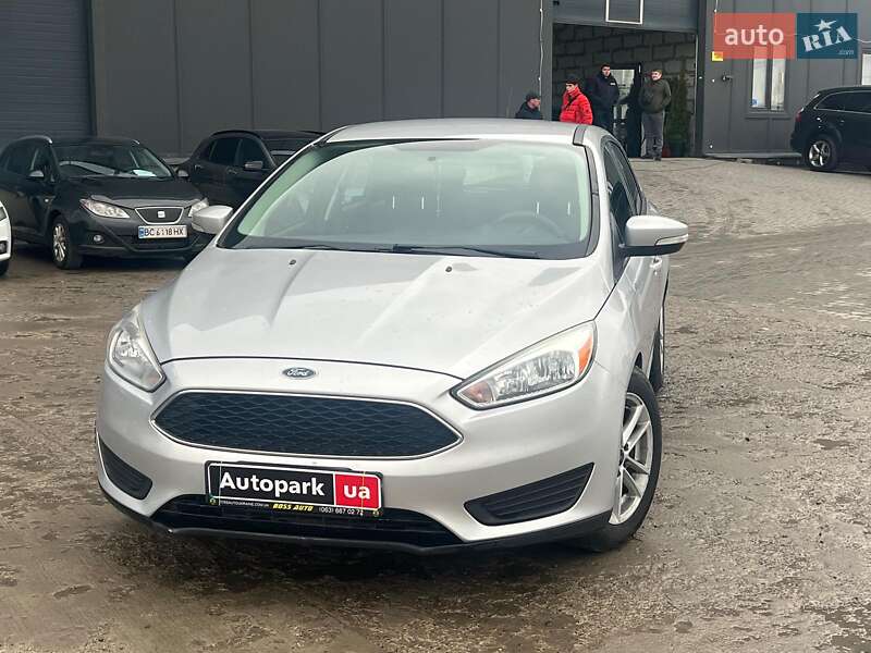 Хэтчбек Ford Focus 2017 в Львове Хэтчбек Ford Focus 2017 в Львове