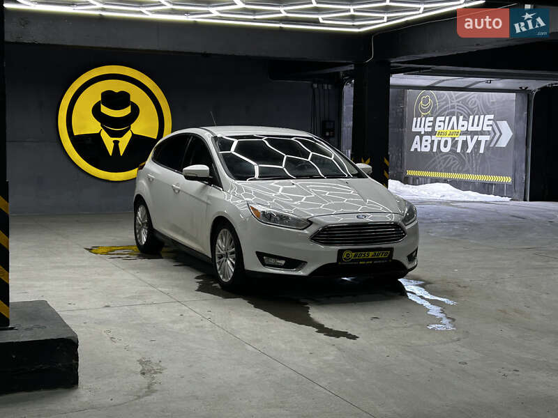 Хэтчбек Ford Focus 2016 в Черновцах Хэтчбек Ford Focus 2016 в Черновцах