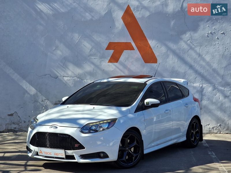 Хэтчбек Ford Focus 2013 в Одессе
