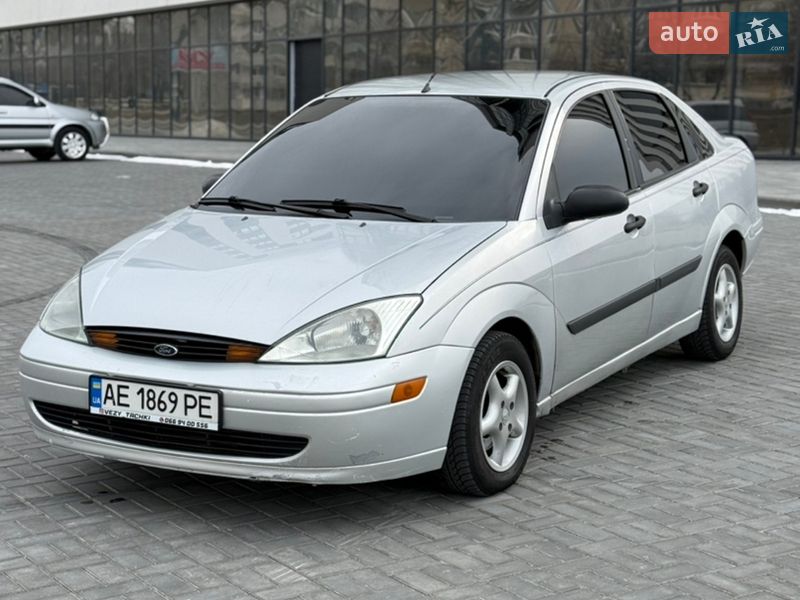 Седан Ford Focus 2003 в Днепре