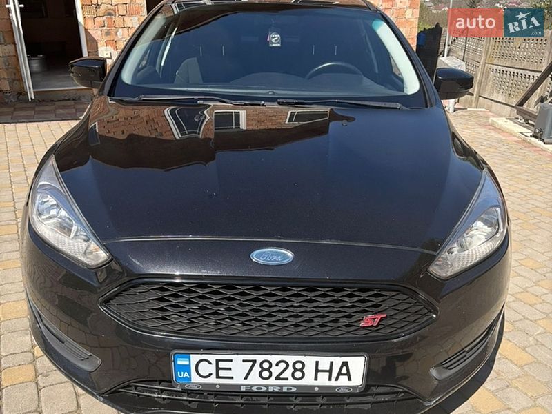 Хэтчбек Ford Focus 2015 в Кицмани