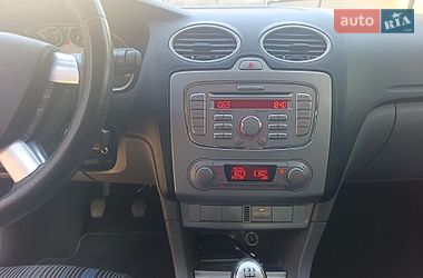 Хэтчбек Ford Focus 2008 в Городке