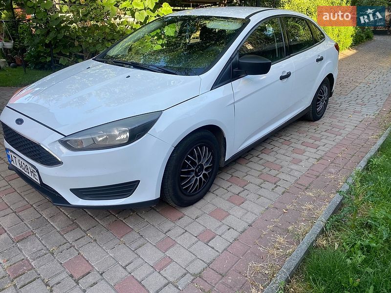 Седан Ford Focus 2018 в Ивано-Франковске Седан Ford Focus 2018 в Ивано-Франковске
