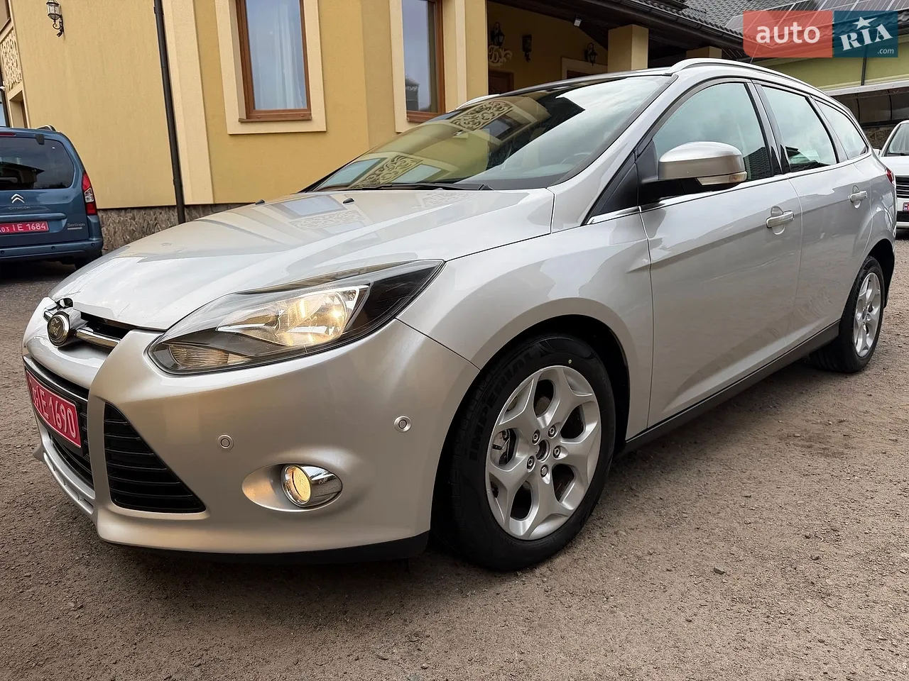 Ford Focus 2013 photo 2