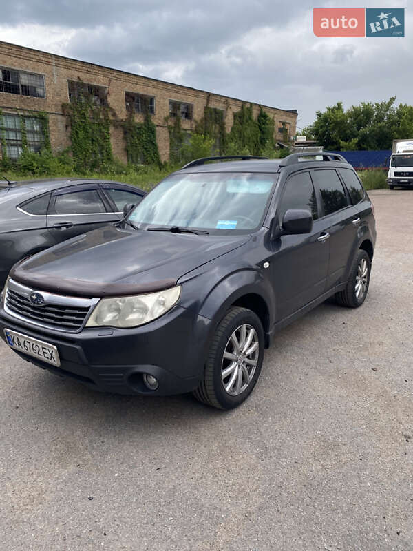 Позашляховик / Кросовер Subaru Forester 2008 в Києві