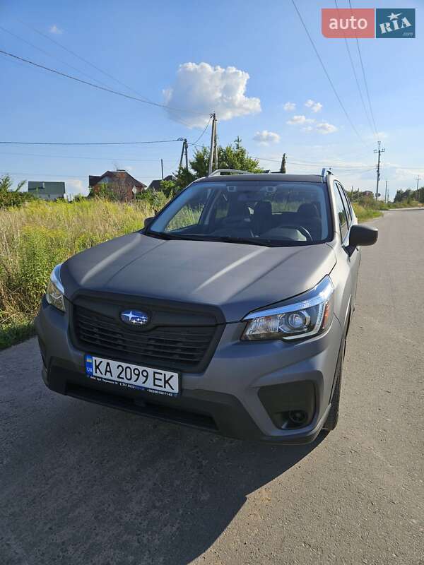 Внедорожник / Кроссовер Subaru Forester 2020 в Киеве