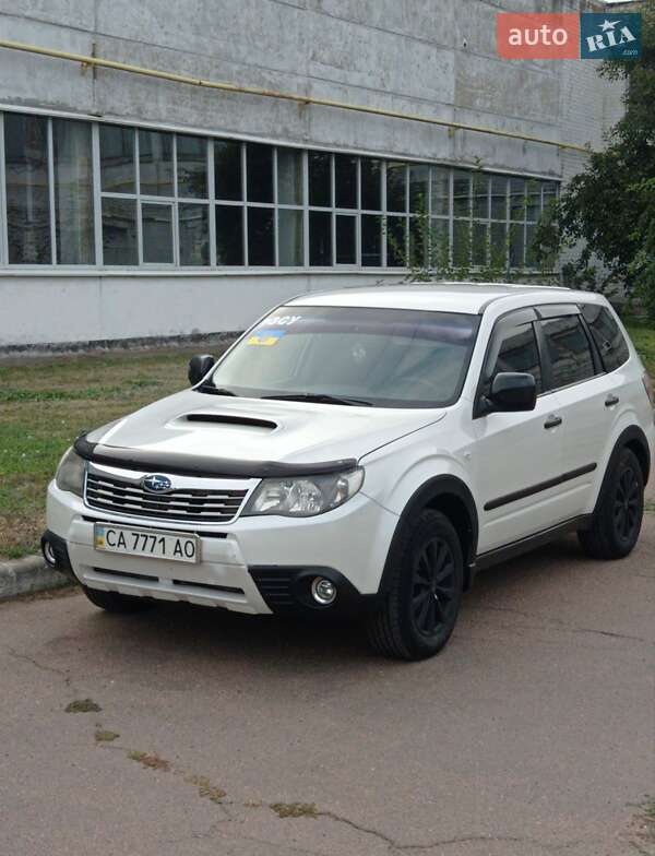 Внедорожник / Кроссовер Subaru Forester 2009 в Черкассах