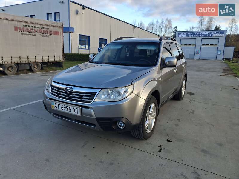Внедорожник / Кроссовер Subaru Forester 2009 в Косове
