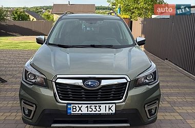 Внедорожник / Кроссовер Subaru Forester 2020 в Хмельницком