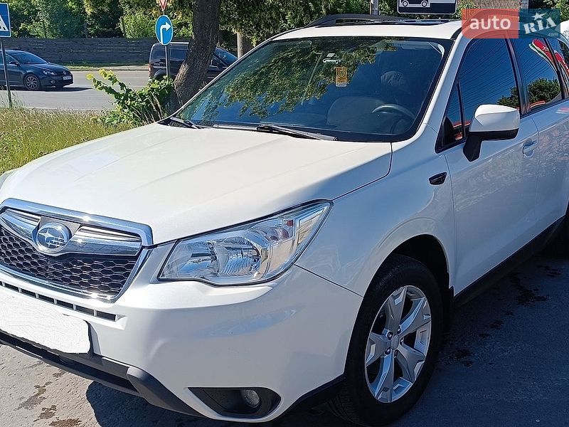 Внедорожник / Кроссовер Subaru Forester 2015 в Чернигове