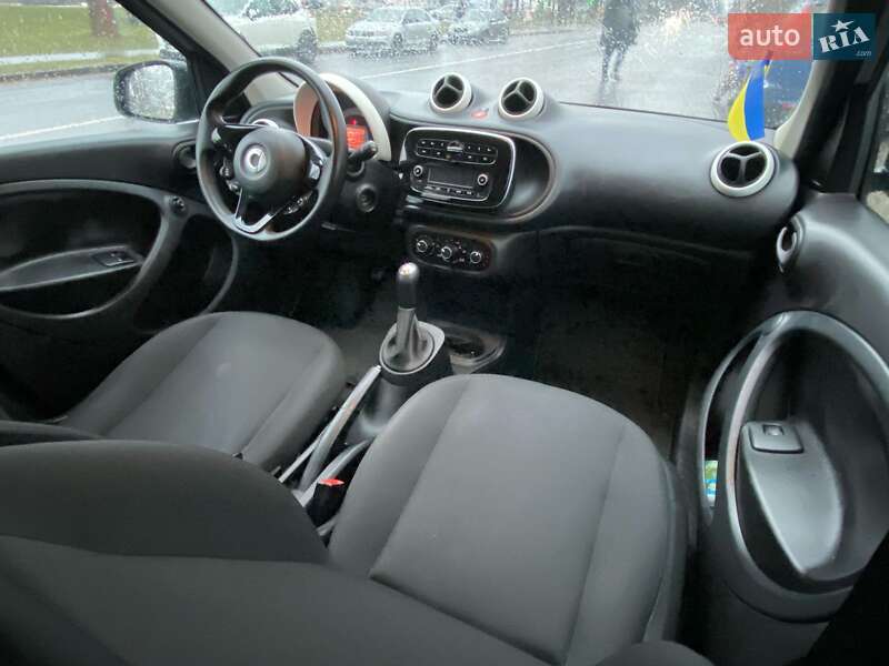 Хэтчбек Smart Forfour 2016 в Киеве