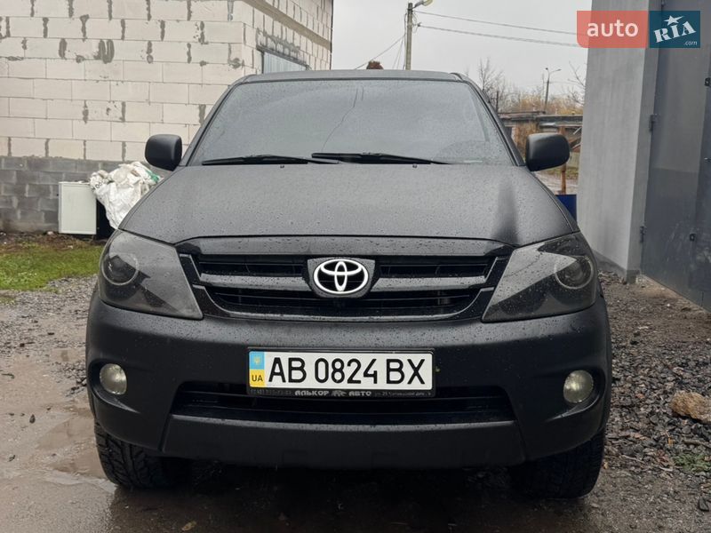 Внедорожник / Кроссовер Toyota Fortuner 2007 в Виннице