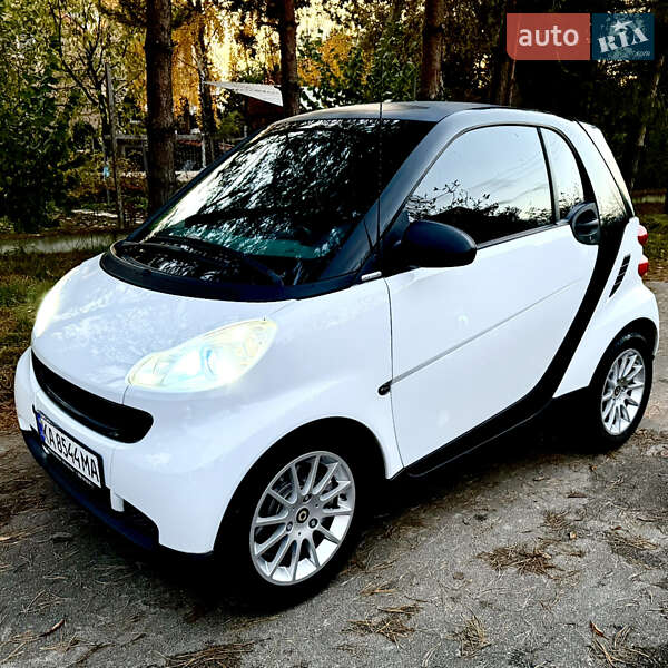 Купе Smart Fortwo 2010 в Бучі Купе Smart Fortwo 2010 в Бучі