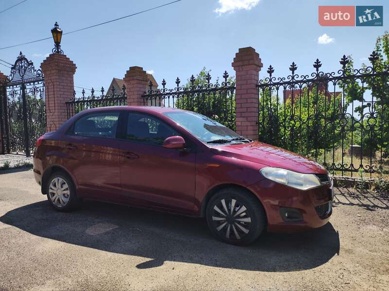 Хэтчбек ЗАЗ Forza 2011 в Николаеве