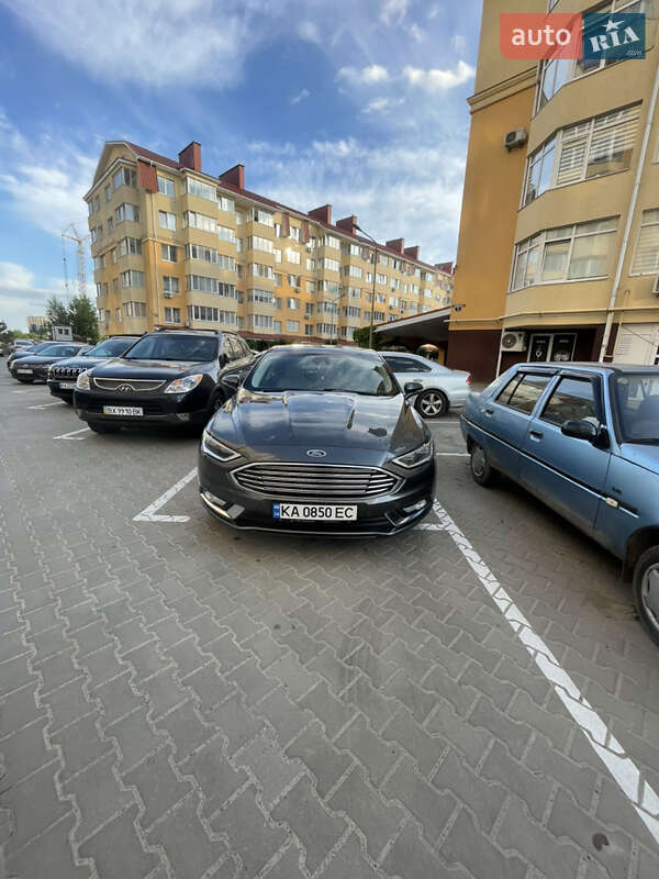 Седан Ford Fusion 2016 в Киеве