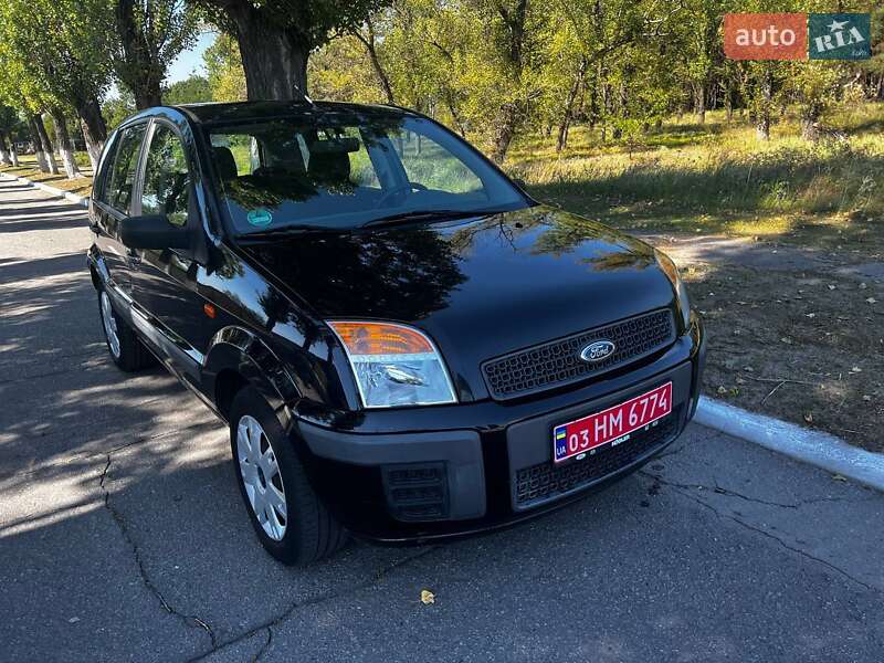 Хэтчбек Ford Fusion 2009 в Кременчуге Хэтчбек Ford Fusion 2009 в Кременчуге