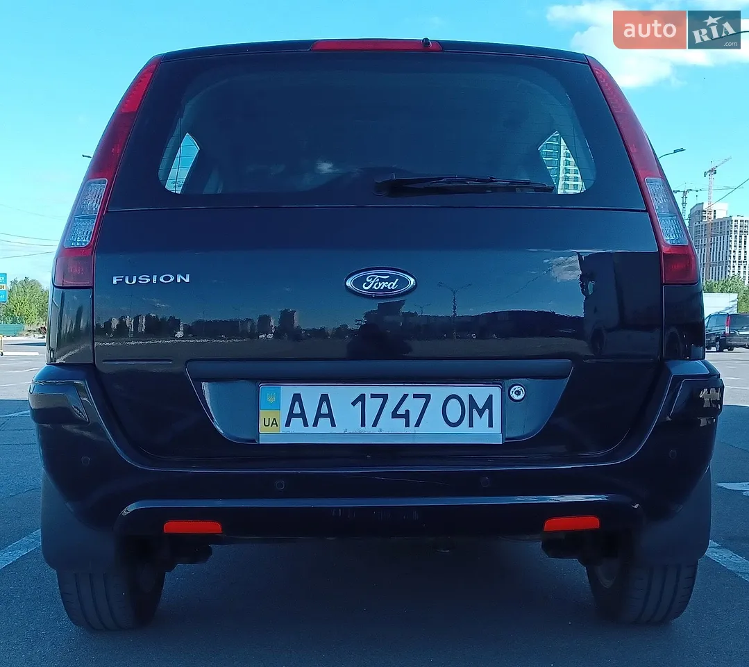 Ford Fusion 2011 photo 2