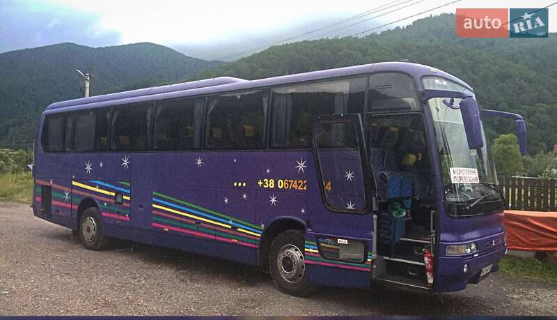 Туристический / Междугородний автобус Mitsubishi Fuso Rosa 2002 в Костополе Туристический / Междугородний автобус Mitsubishi Fuso Rosa 2002 в Костополе