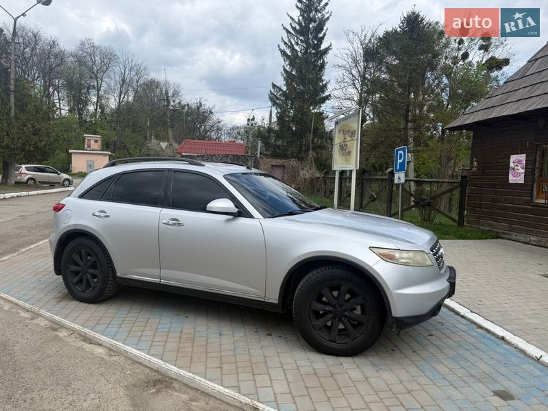 Внедорожник / Кроссовер Infiniti FX 35 2007 в Черновцах