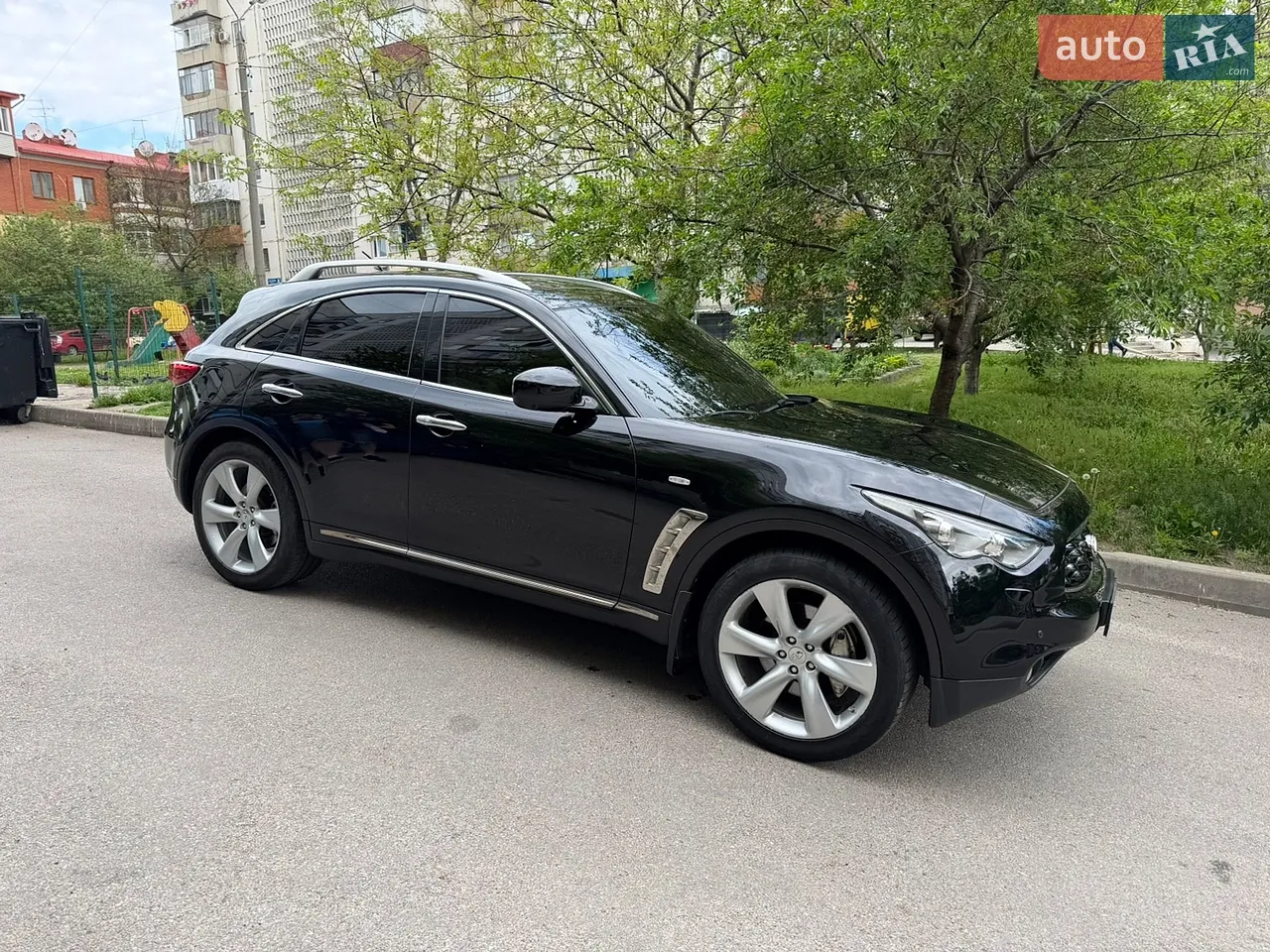 Infiniti Fx 37 2011 photo 2