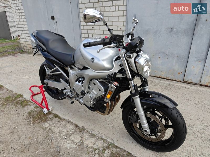 Мотоцикл Без обтекателей (Naked bike) Yamaha FZ6 N 2004 в Кременчуге