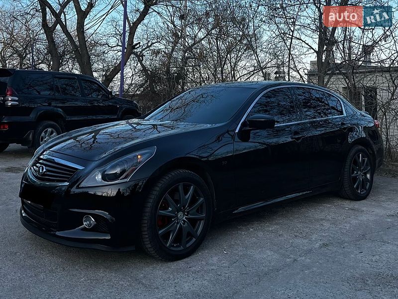 Седан Infiniti G37 2012 в Одессе