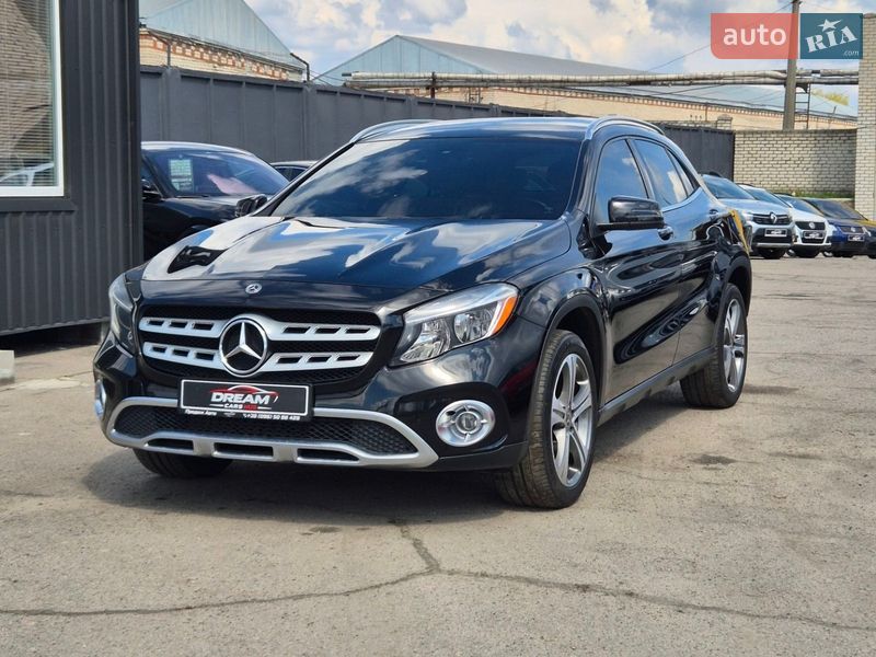 Внедорожник / Кроссовер Mercedes-Benz GLA-Class 2017 в Кременчуге