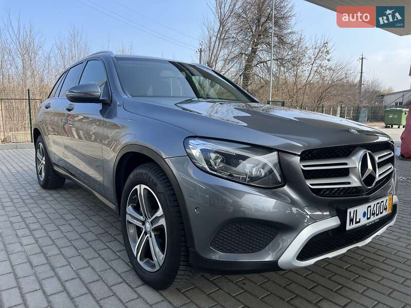 Внедорожник / Кроссовер Mercedes-Benz GLC-Class 2016 в Житомире