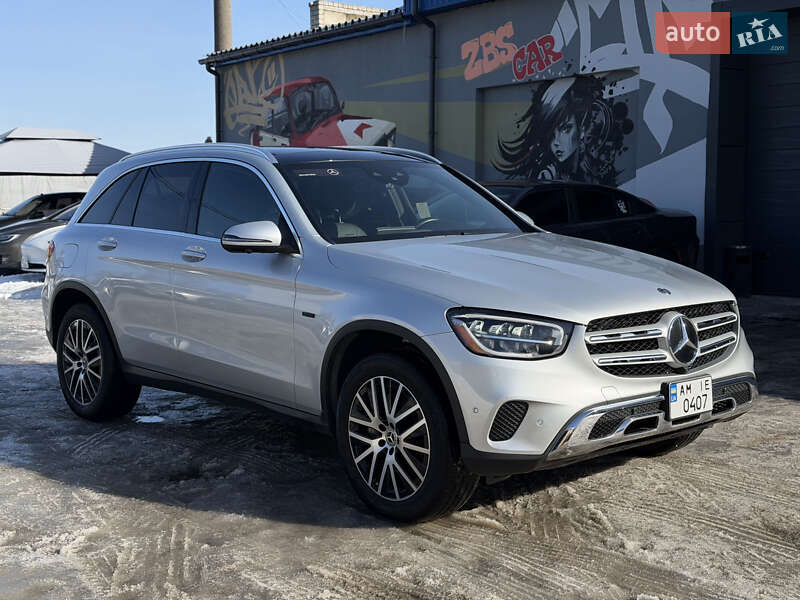 Внедорожник / Кроссовер Mercedes-Benz GLC-Class 2019 в Житомире