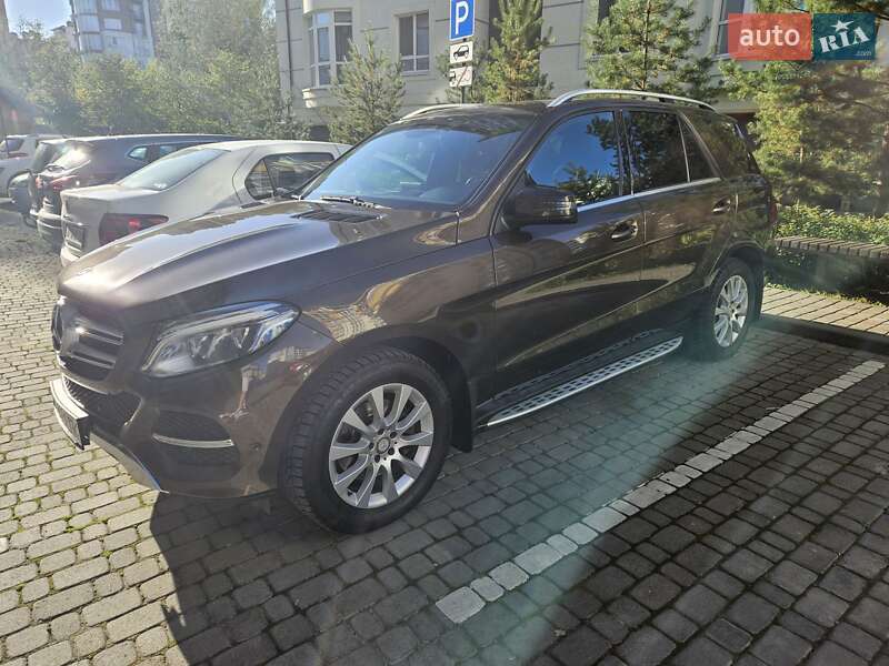 Внедорожник / Кроссовер Mercedes-Benz GLE-Class 2017 в Ивано-Франковске Внедорожник / Кроссовер Mercedes-Benz GLE-Class 2017 в Ивано-Франковске