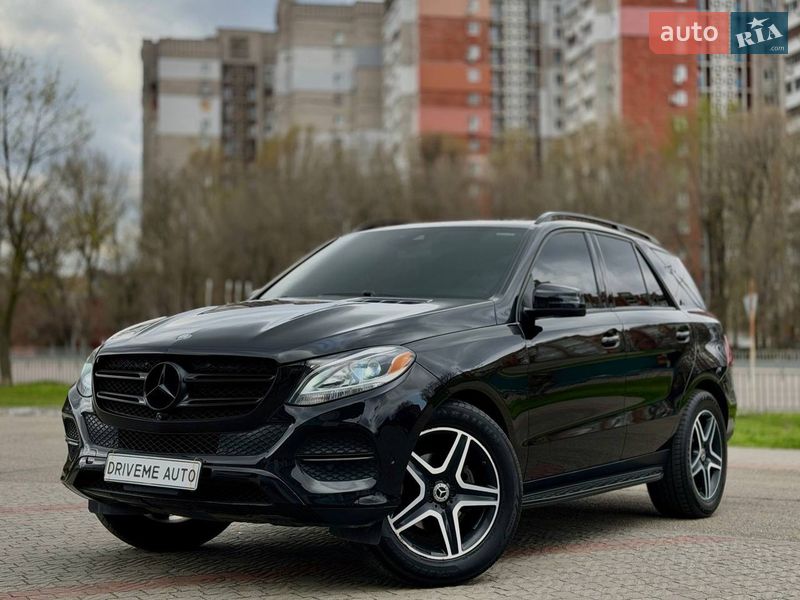 Позашляховик / Кросовер Mercedes-Benz GLE-Class 2016 в Дніпрі Позашляховик / Кросовер Mercedes-Benz GLE-Class 2016 в Дніпрі