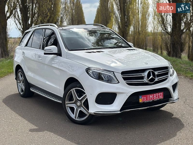 Внедорожник / Кроссовер Mercedes-Benz GLE-Class 2016 в Барышевке