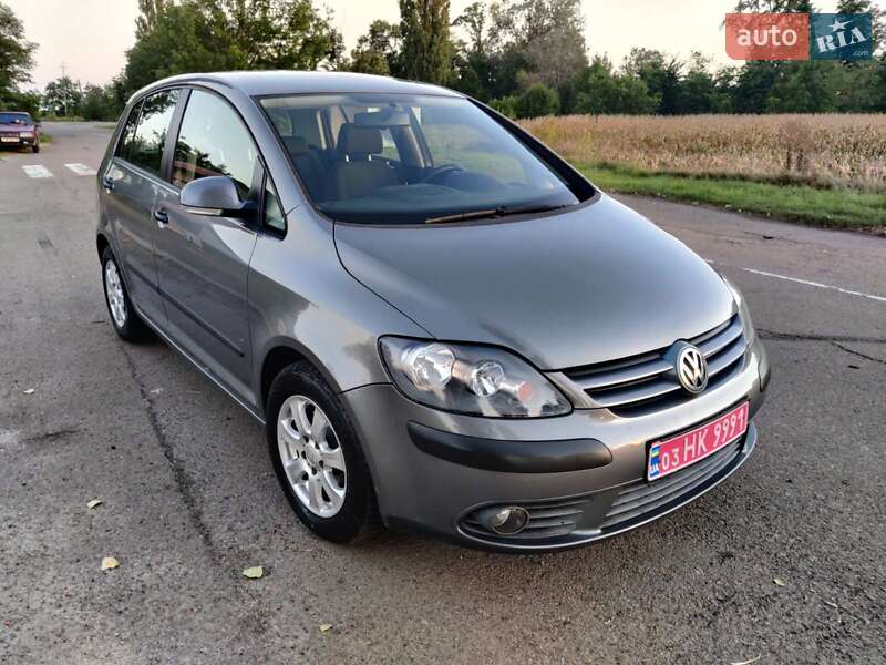 Хэтчбек Volkswagen Golf Plus 2006 в Барышевке