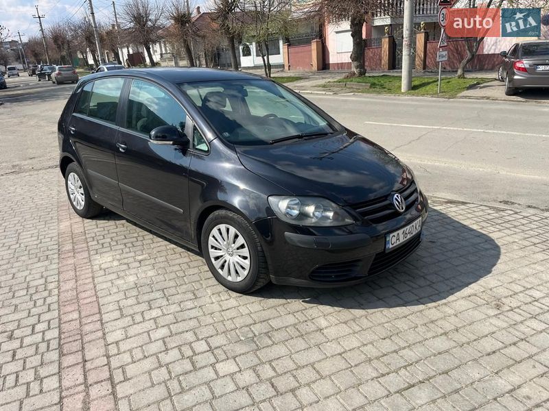 Хэтчбек Volkswagen Golf Plus 2005 в Корсуне-Шевченковском