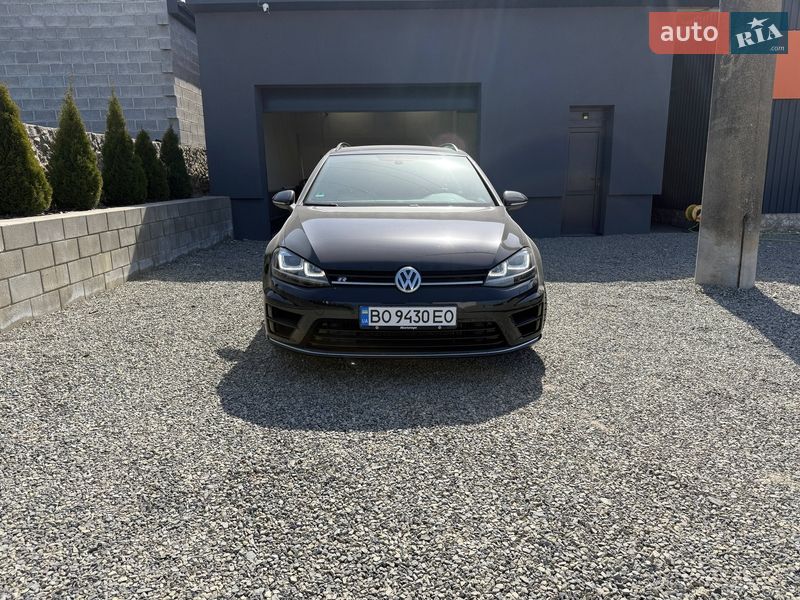 Универсал Volkswagen Golf R 2015 в Тернополе